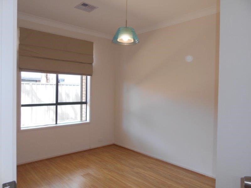 81 Warri Parri Drive, Flagstaff Hill SA 5159