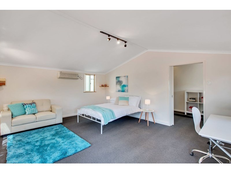 24 Limbert Avenue, Seacombe Gardens SA 5047