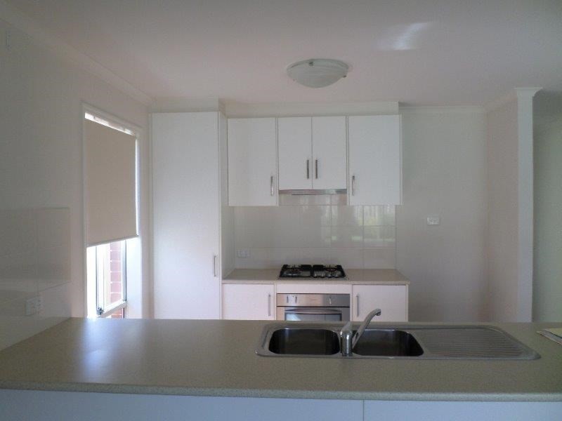 4 Deck Crescent, Seaford Meadows SA 5169