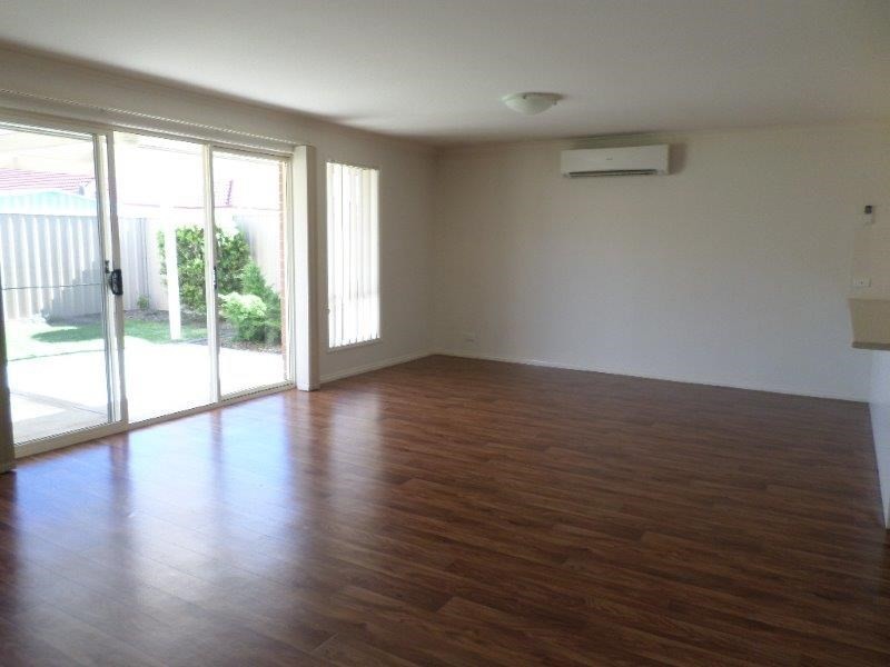 4 Deck Crescent, Seaford Meadows SA 5169