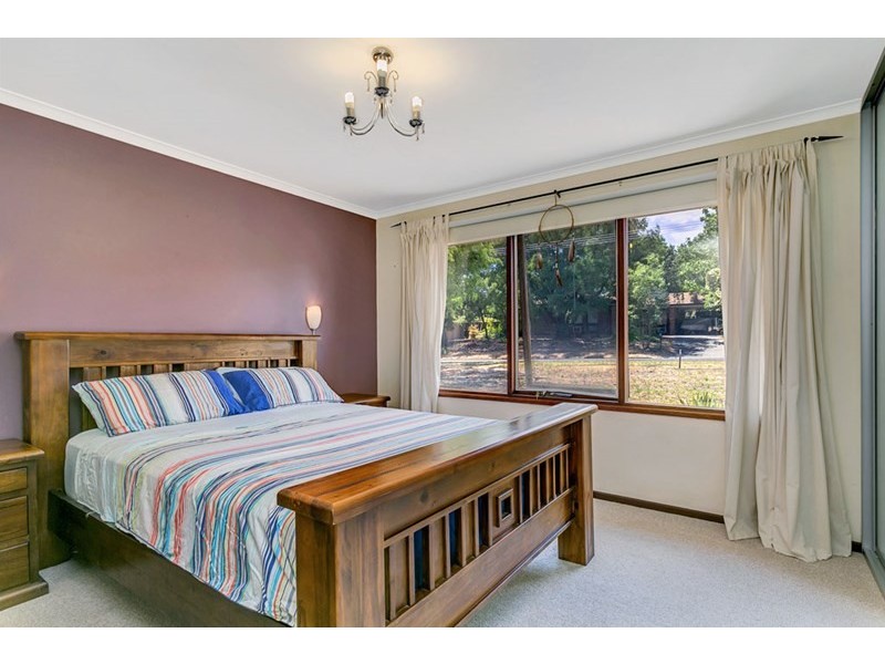 17 Lulworth Place, Flagstaff Hill SA 5159