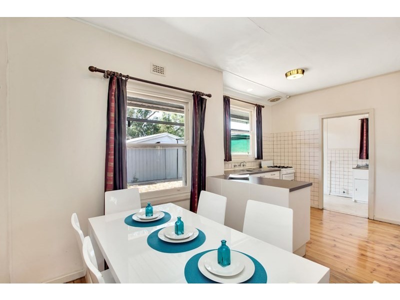 4 Embert Street, Sturt SA 5047