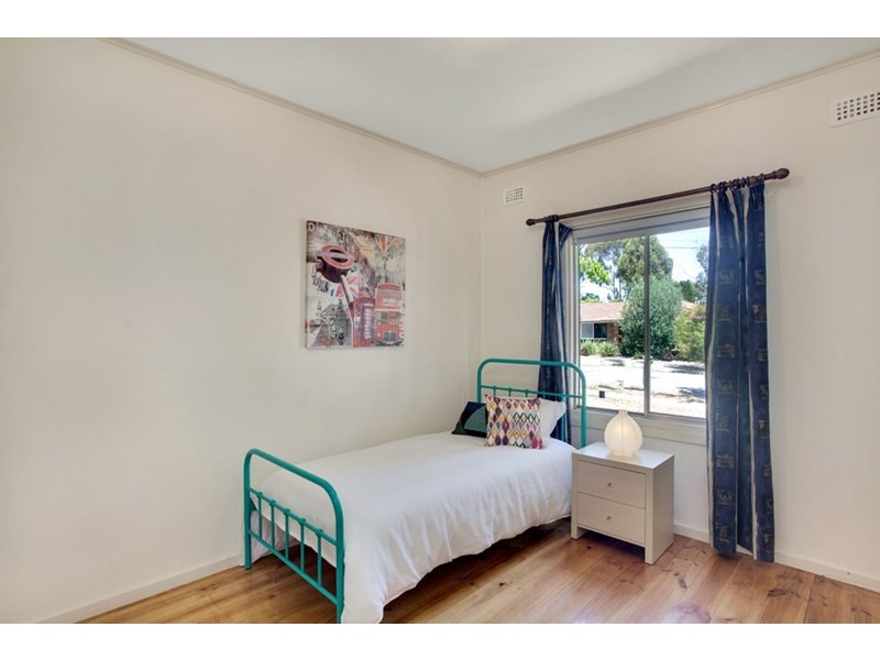 4 Embert Street, Sturt SA 5047