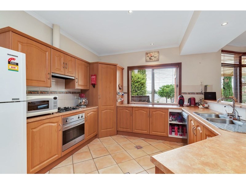 21 Merrivale Drive, Happy Valley SA 5159