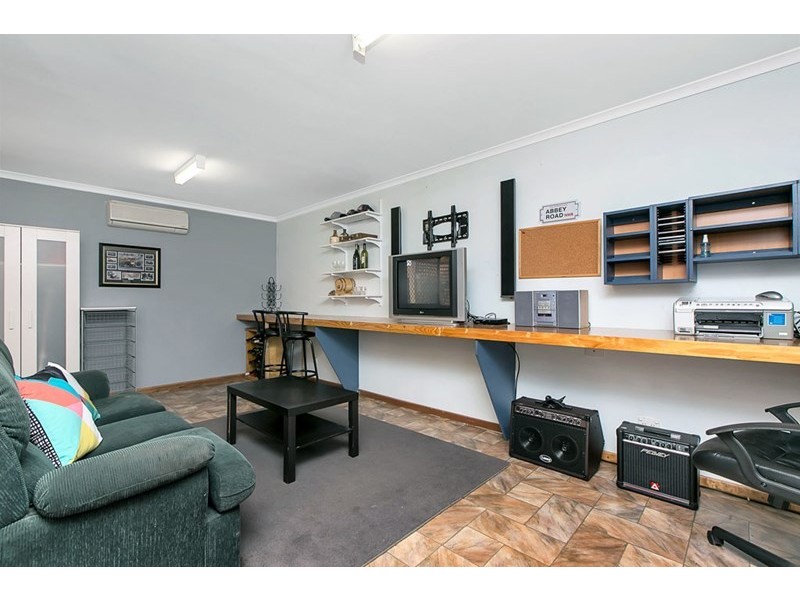 30 Mason Avenue, Happy Valley SA 5159