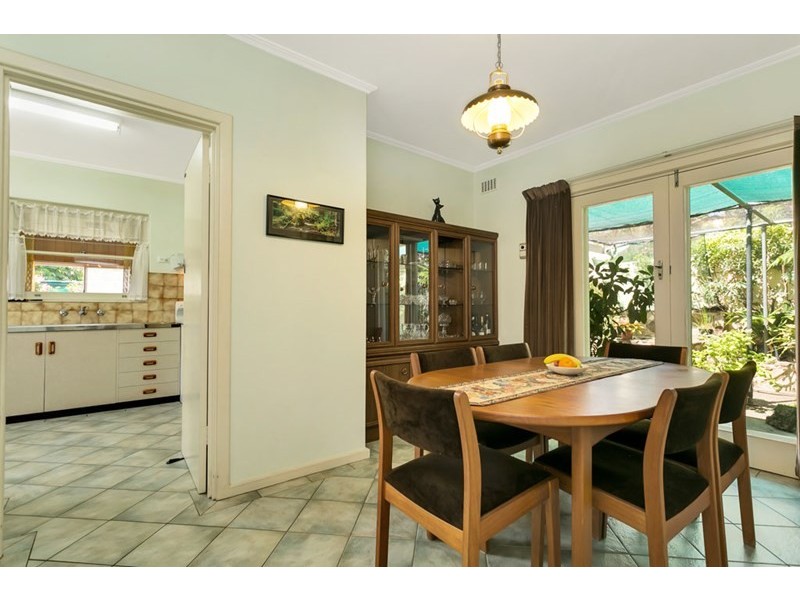 5 Riverside Drive, Bedford Park SA 5042
