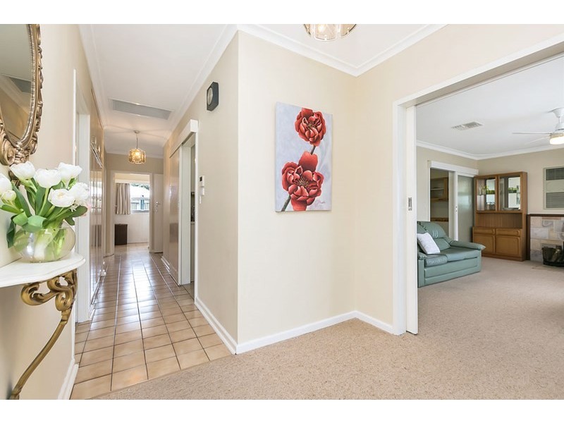 27 Norfolk Road, Marion SA 5043