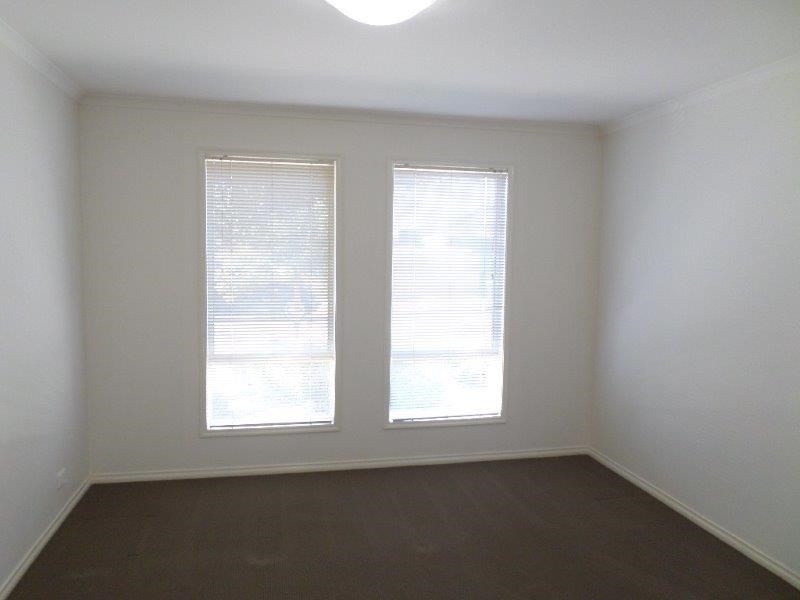 4 Deck Crescent, Seaford Meadows SA 5169