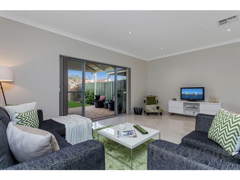 28a Kingston Avenue, Seacombe Gardens SA 5047