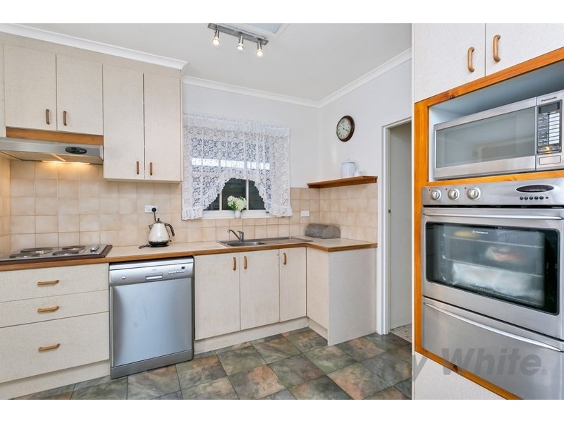 17 Fowler Street, Seaview Downs SA 5049