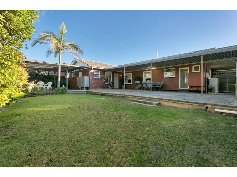 17 Fowler Street, Seaview Downs SA 5049