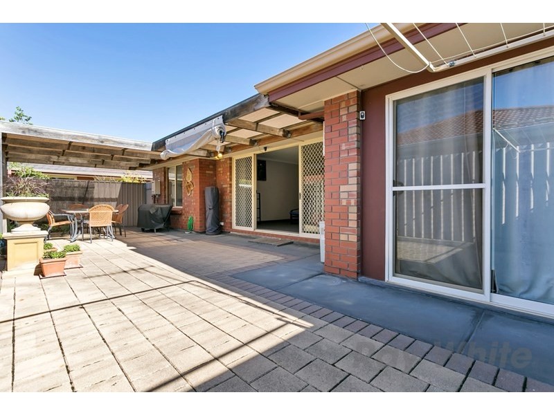 2/2 Avalon Road, Marion SA 5043