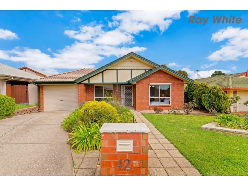 42 Jeanette Crescent, Aberfoyle Park SA 5159