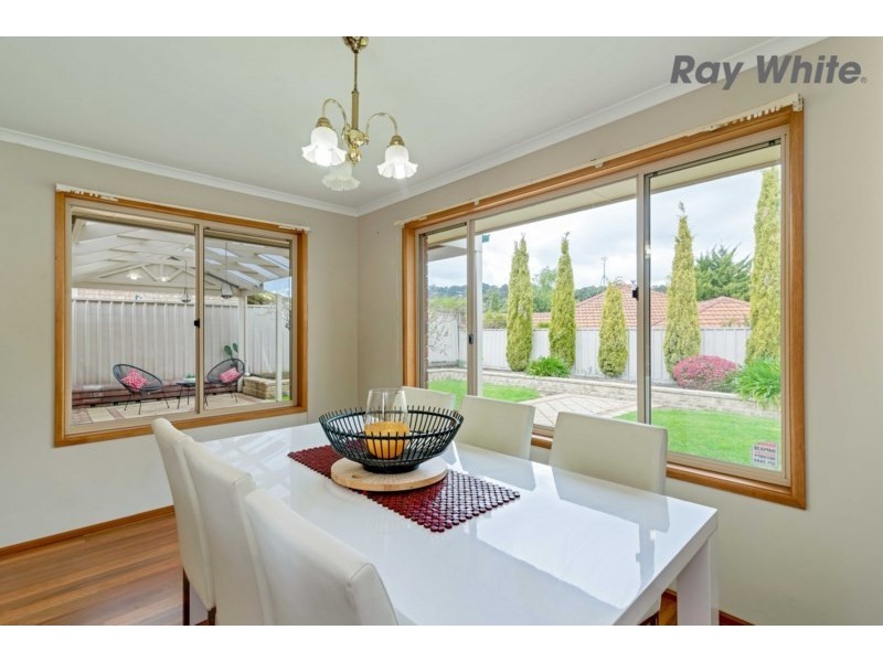42 Jeanette Crescent, Aberfoyle Park SA 5159