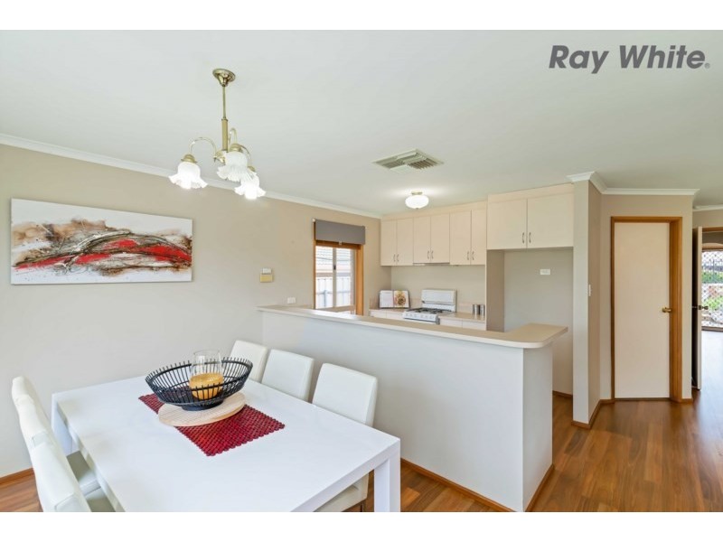 42 Jeanette Crescent, Aberfoyle Park SA 5159