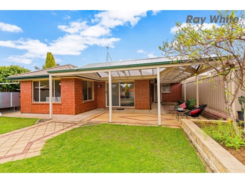 42 Jeanette Crescent, Aberfoyle Park SA 5159