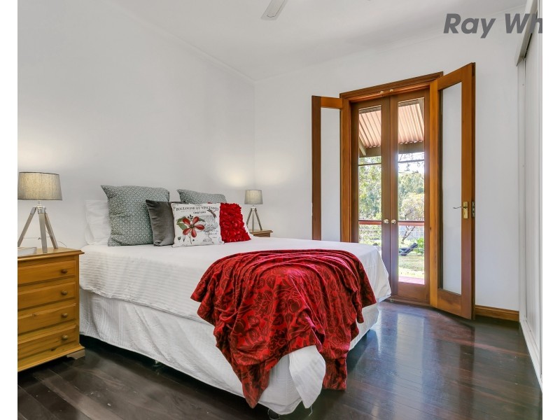 476 Paris Creek Road, Paris Creek SA 5201