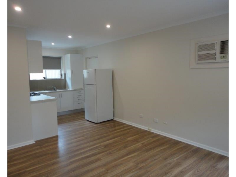 2/17 Waterman Terrace, Mitchell Park SA 5043