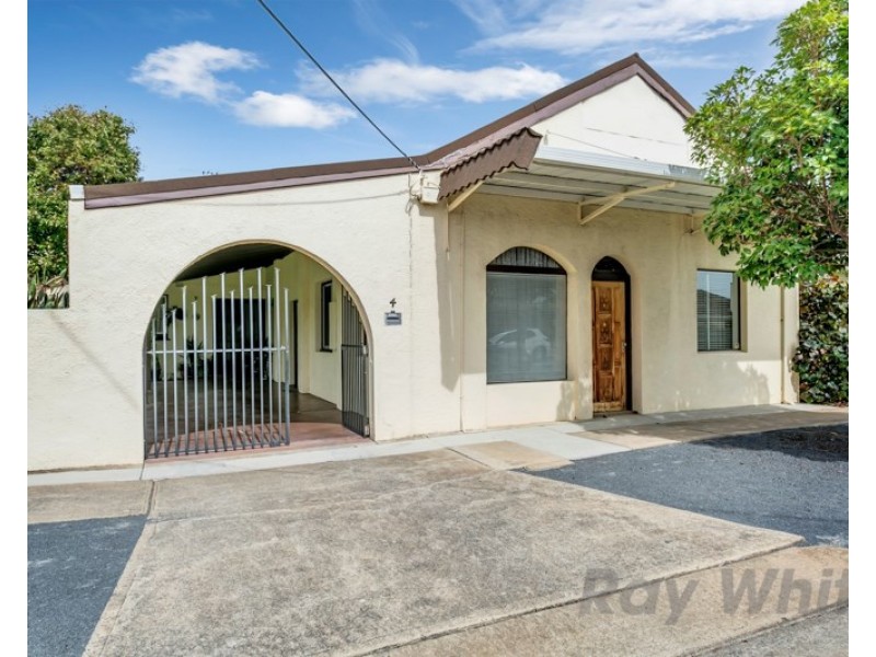 4 Newton Avenue, Clovelly Park SA 5042