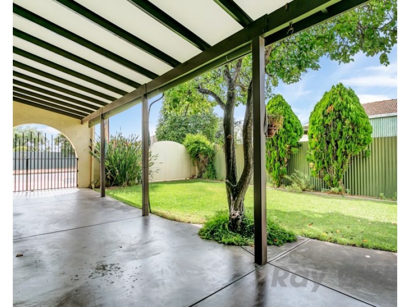 4 Newton Avenue, Clovelly Park SA 5042