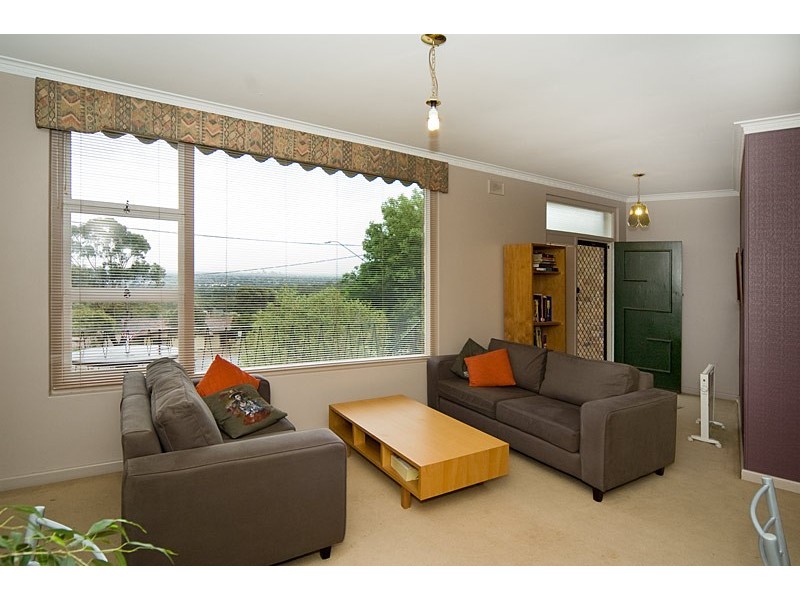 2/52 Hillcrest Drive, Eden Hills SA 5050