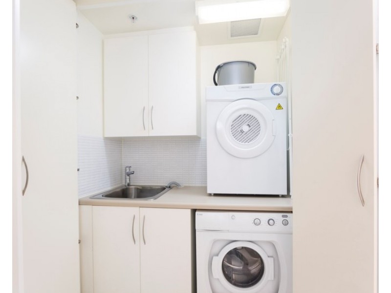 807/19 Holdfast Promenade, Glenelg SA 5045