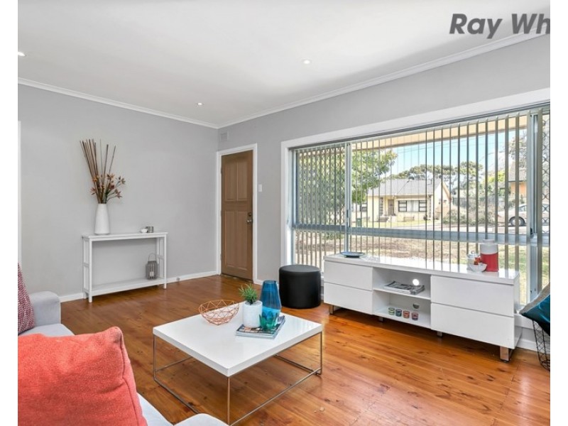 10 Norongo Street, O’sullivan Beach SA 5166