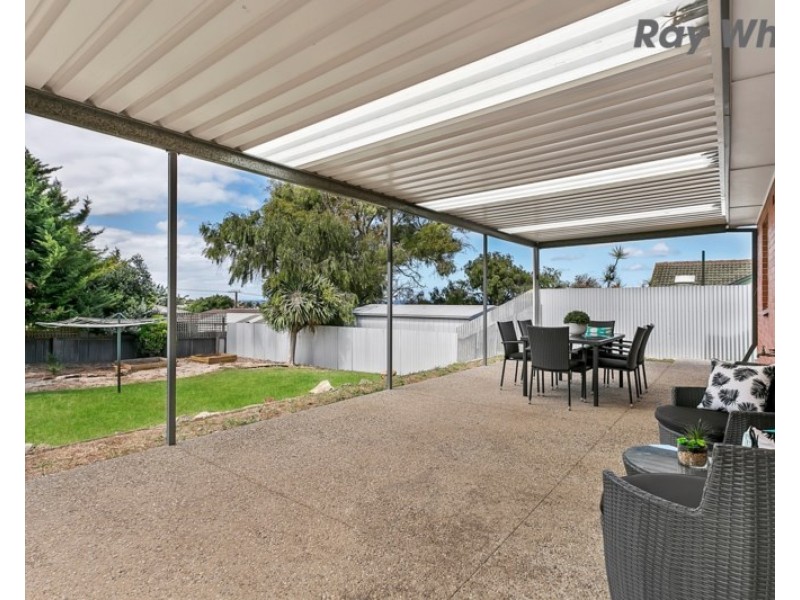 10 Norongo Street, O’sullivan Beach SA 5166