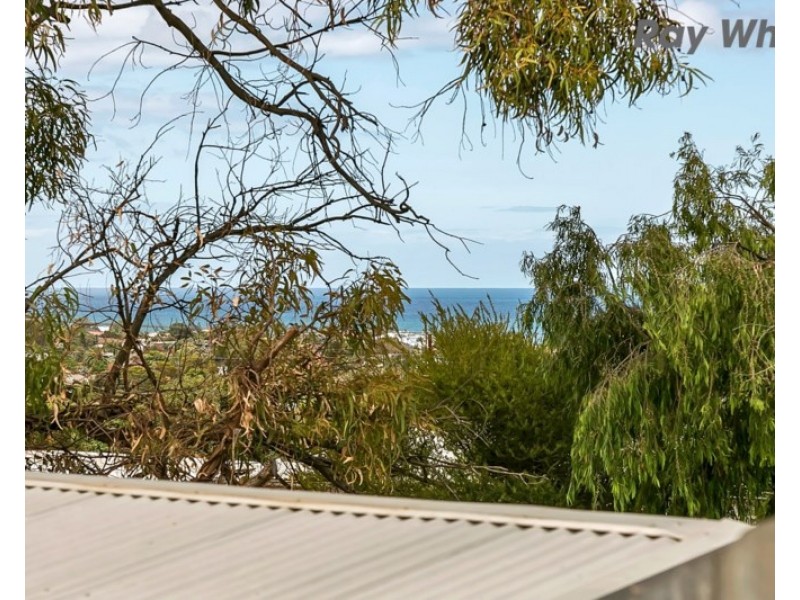 10 Norongo Street, O’sullivan Beach SA 5166