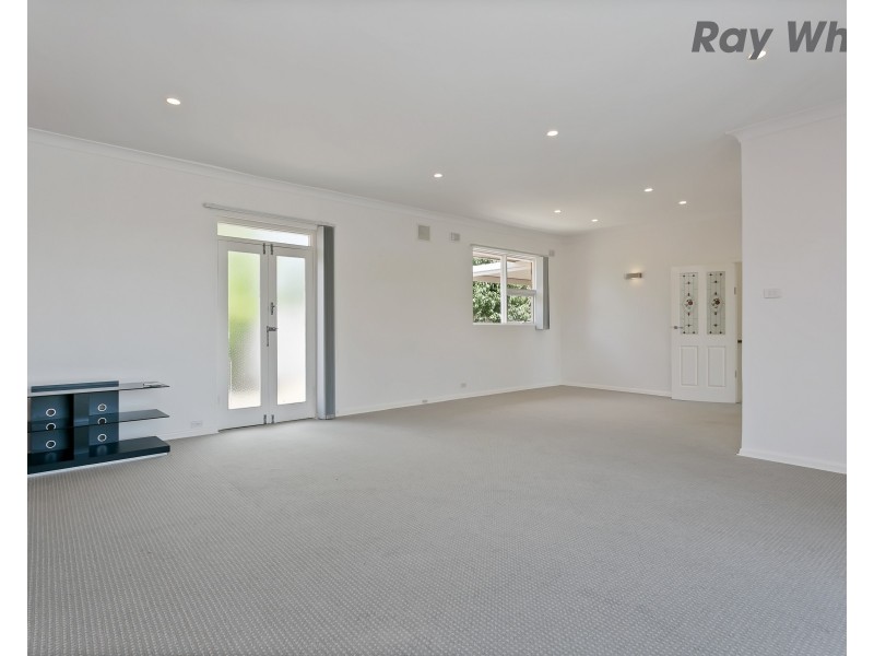 9 Ophir Crescent, Seacliff Park SA 5049