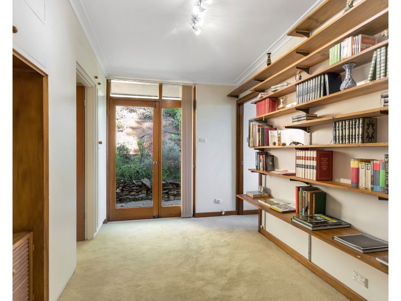 18 Weemala Drive, Mitcham SA 5062