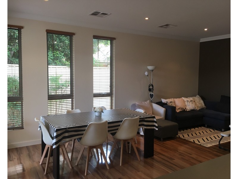 11 Second Avenue, Warradale SA 5046