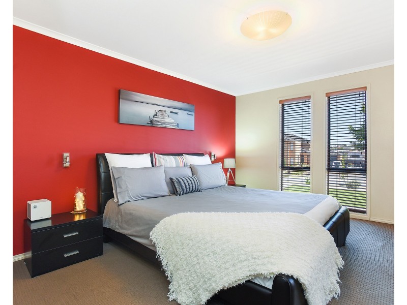 100 Grand Boulevard, Seaford Rise SA 5169