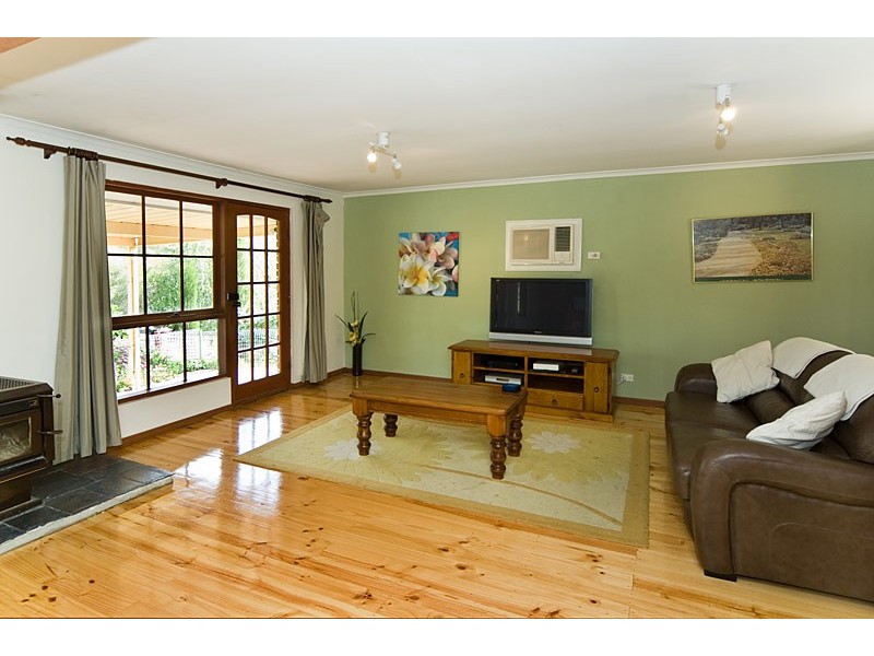 30 Woodlea Drive, Aberfoyle Park SA 5159