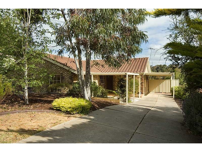 30 Woodlea Drive, Aberfoyle Park SA 5159