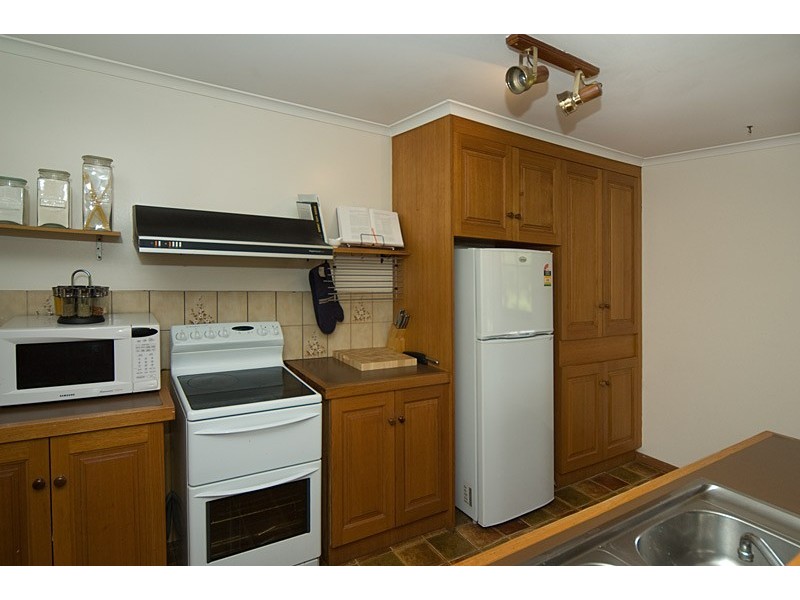 30 Woodlea Drive, Aberfoyle Park SA 5159