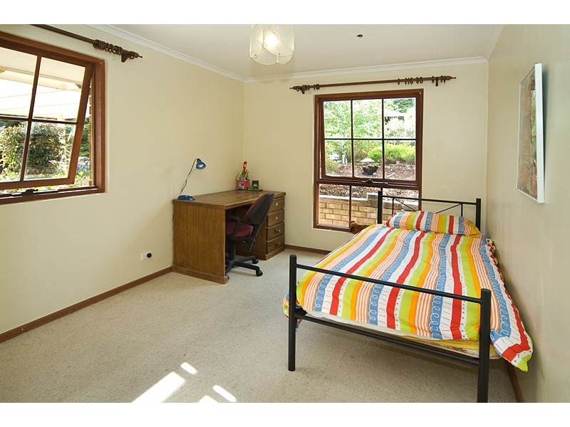 30 Woodlea Drive, Aberfoyle Park SA 5159