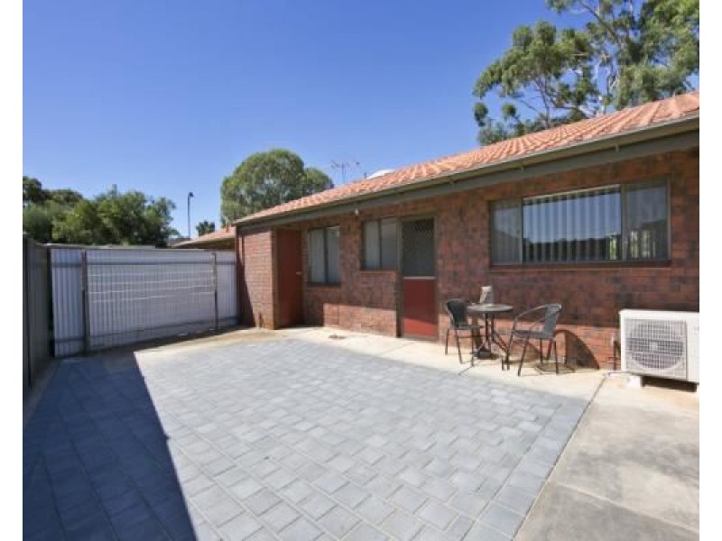 2/16 Finniss Street, Marion SA 5043