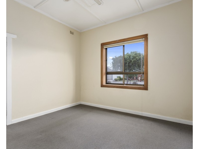 1 Bernard Street, Findon SA 5023