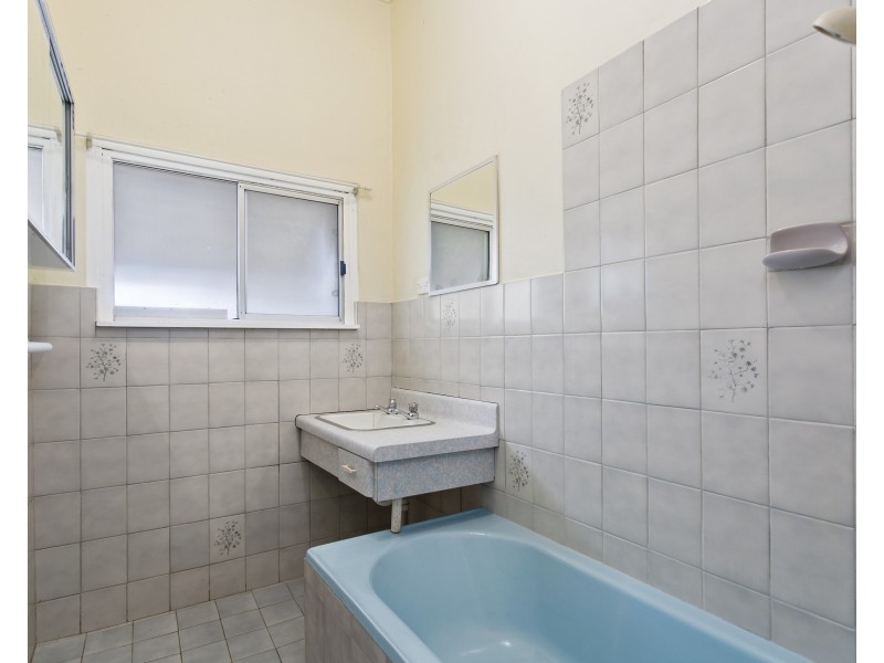 1 Bernard Street, Findon SA 5023