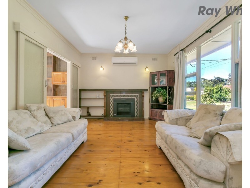 29 Oakleigh Road, Marion SA 5043