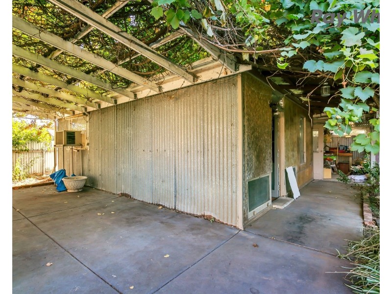 29 Oakleigh Road, Marion SA 5043