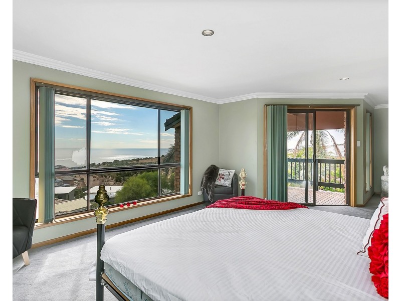 117 Perry Barr Road, Hallett Cove SA 5158