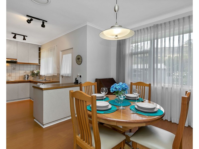 17 Seacombe Crescent, Seacombe Heights SA 5047