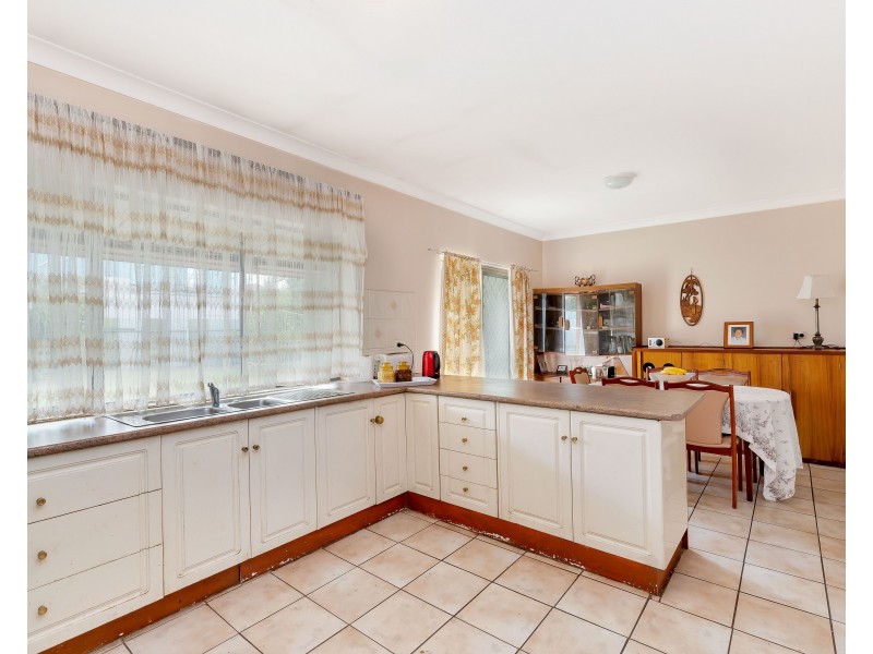 18 Manuel Street, Hendon SA 5014