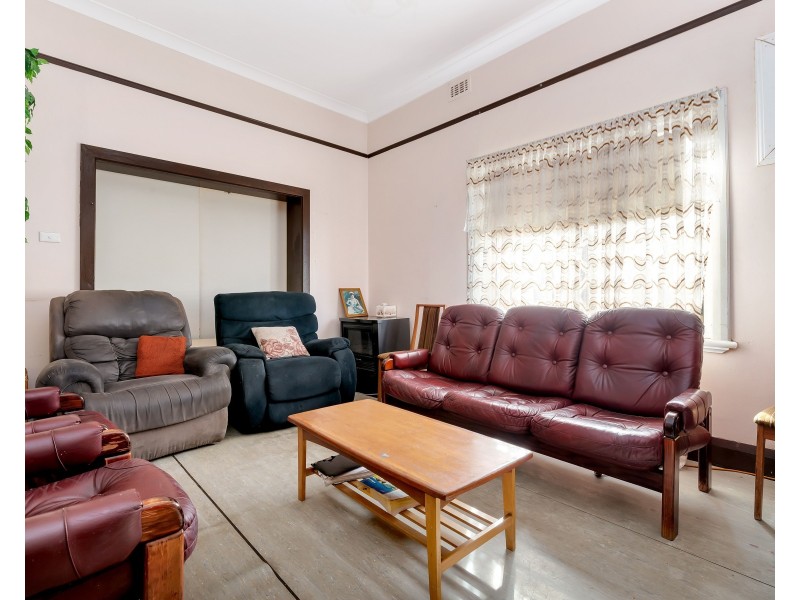 18 Manuel Street, Hendon SA 5014