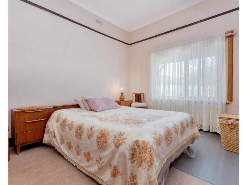 18 Manuel Street, Hendon SA 5014