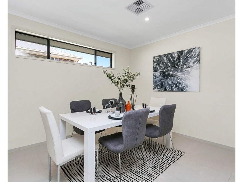 25 Arkle Place, Woodcroft SA 5162