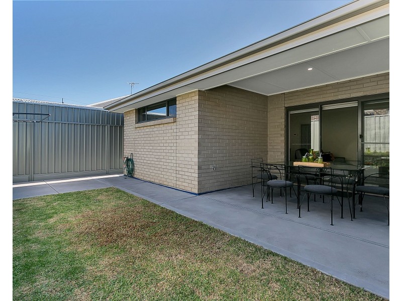 25 Arkle Place, Woodcroft SA 5162