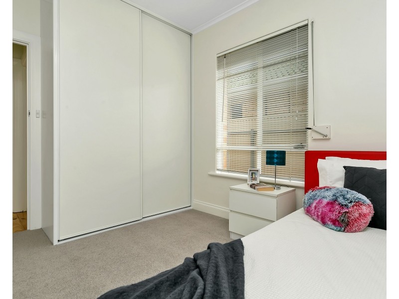 12 Clyde Street, Marion SA 5043